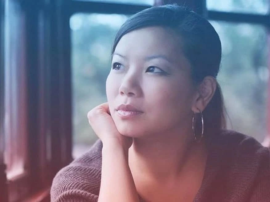 【Christine Lu】简介：中美企业家、投资者及心理健康倡导者